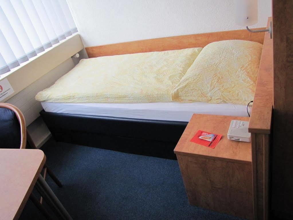 Motel Budget Self Check-in Dällikon
