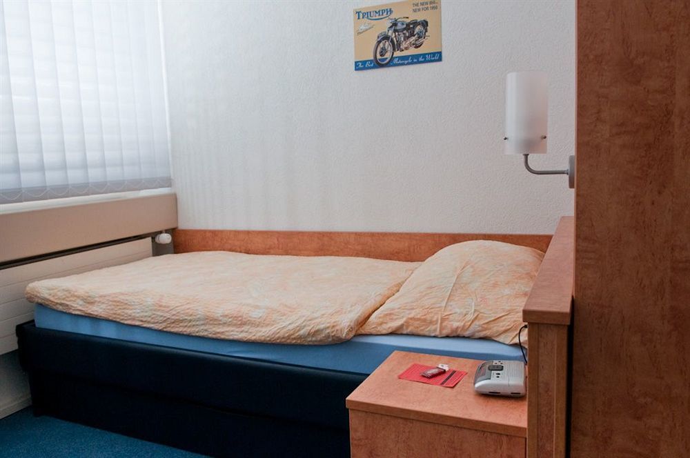 Budget Self Check-in Motel Daellikon
